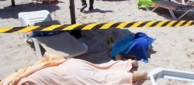 L'attentato sulla spiaggia di Susa L'attentato sulla spiaggia di Susa