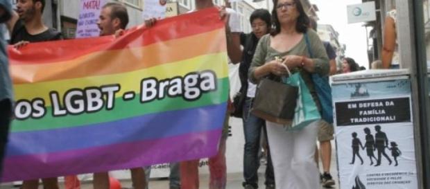 Marcha LGBT confronta com PNR. Marcha LGBT confronta com PNR.