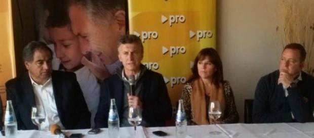Mauricio Macri y Julio Martinez en La Rioja Mauricio Macri y Julio Martinez en La Rioja