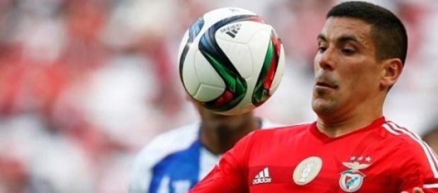 Maxi termina contrato com o Benfica a 30 de junho Maxi termina contrato com o Benfica a 30 de junho