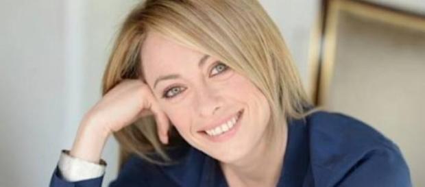 Riforma pensioni, Meloni: tagli agli assegni alti Riforma pensioni, Meloni: tagli agli assegni alti