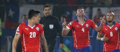 Mauricio Isla scored winner for Chile