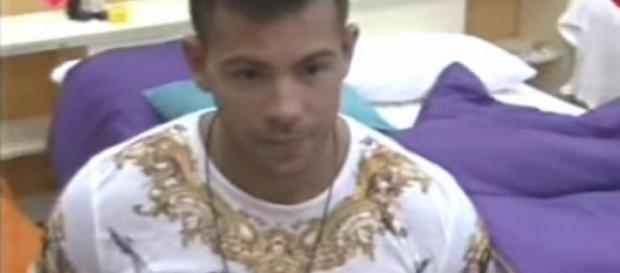 Expulsan a Mariano de Gran Hermano 2015 Expulsan a Mariano de Gran Hermano 2015