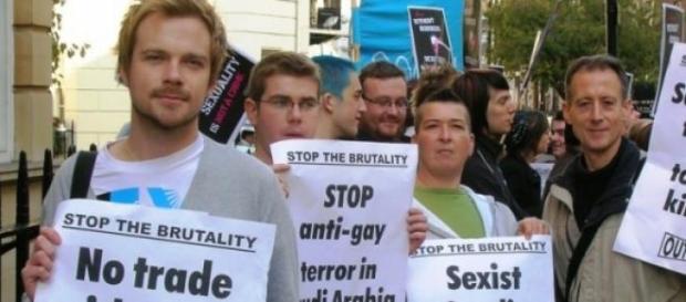 L'Arabie saoudite, un enfer pour les homosexuels. L'Arabie saoudite, un enfer pour les homosexuels.