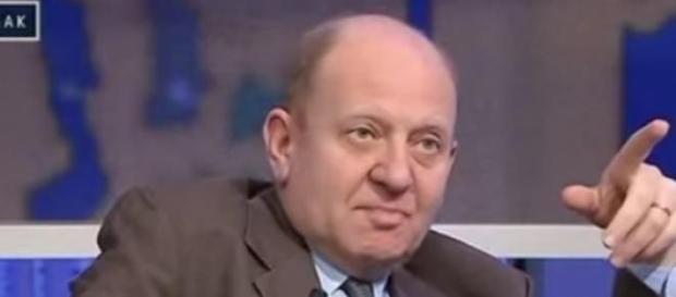 Riforma scuola, Rondolino difende Renzi Riforma scuola, Rondolino difende Renzi