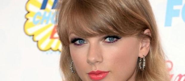 Znana piosenkarka Taylor Swift, Znana piosenkarka Taylor Swift,