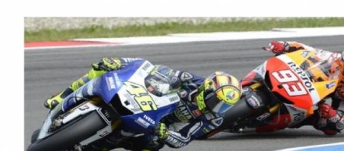 Rossi - Marquez duello ravvicinato