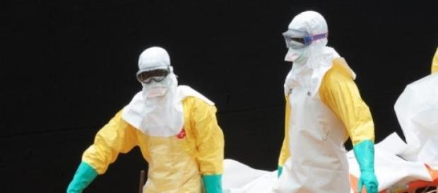 medici americani au gasit tratament pentru Ebola medici americani au gasit tratament pentru Ebola