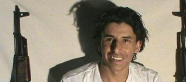 Tânărul care a comis atacul din Tunisia Tânărul care a comis atacul din Tunisia