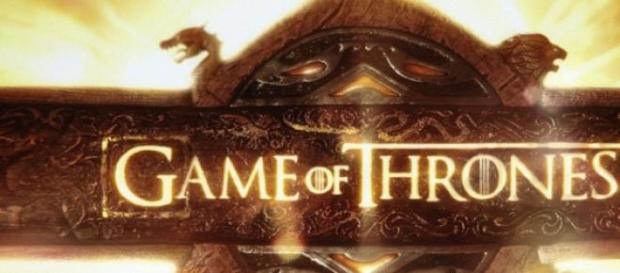 Cabecera de Juego de Tronos Cabecera de Juego de Tronos