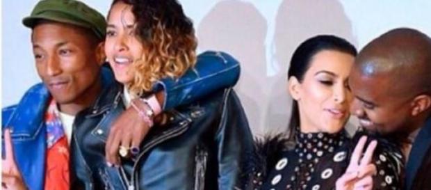 Casal Kardashian-West com os 'heróis' da noite Casal Kardashian-West com os 'heróis' da noite
