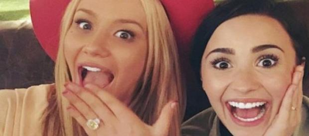 Iggy Azalea et son amie Demi Lovato. Iggy Azalea et son amie Demi Lovato.