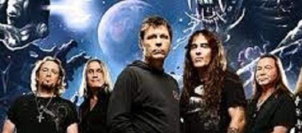 Maiden met le feu à chaque concert ! Maiden met le feu à chaque concert !