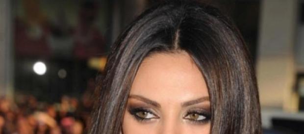 Mila Kunis, hărţuită de acelaşi bărbat Mila Kunis, hărţuită de acelaşi bărbat