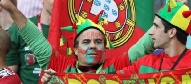 No Jamor cantou-se A Portuguesa a plenos pulmões. No Jamor cantou-se A Portuguesa a plenos pulmões.