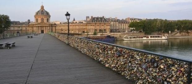 Pont des Arts na cidade de Paris Pont des Arts na cidade de Paris