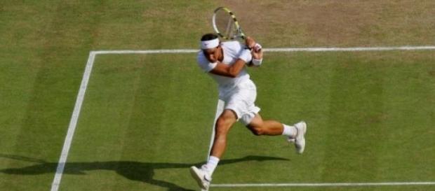 Nadal mostró solides en su primer partido Nadal mostró solides en su primer partido