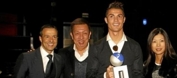 Ronaldo com Jorge Mendes e Peter Lim Ronaldo com Jorge Mendes e Peter Lim