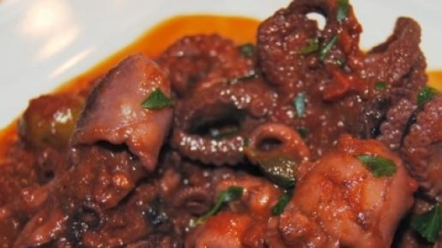 I polipetti con salsa e prezzemolo