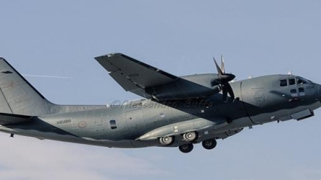 Schianto di un aereo militare indonesiano