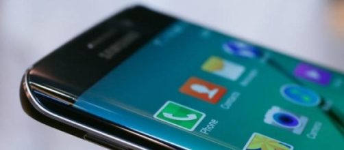 Galaxy S6 Edge Plus con schermo più ampio