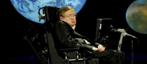 Stephen Hawking, sì al suicidio assistito