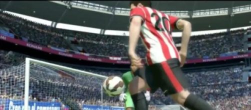 Un frame del trailer di PES 2016