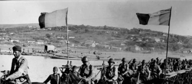 Armata română trecand un pod peste Nistru. Armata română trecand un pod peste Nistru.