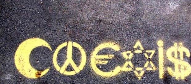 «coexist» Street Art à Brooklyn, New York, USA «coexist» Street Art à Brooklyn, New York, USA