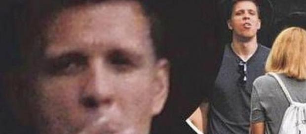 Wojciech Szczęsny z papierosem Wojciech Szczęsny z papierosem