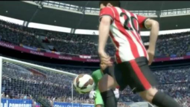 Un frame del trailer di PES 2016