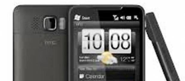 Smartfon zmienia użytkowników i ich zachowania Smartfon zmienia użytkowników i ich zachowania