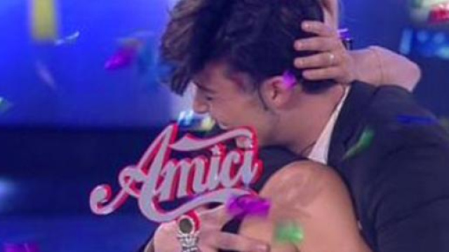 Replica finale Amici 2015: streaming del 5 giugno