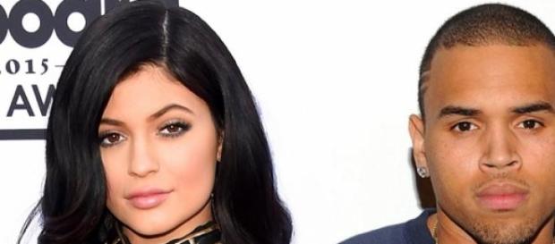Kylie Jenner ficou desiludida com Chris Brown. Kylie Jenner ficou desiludida com Chris Brown.