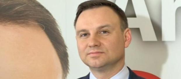Obietnice wyborcze Andrzeja Dudy do spełnienia? Obietnice wyborcze Andrzeja Dudy do spełnienia?