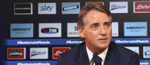 Roberto Mancini ha avuto una folle idea per il centrocampo ...