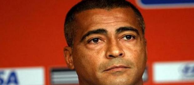 Com cara de sério ele exige mudanças na CBF Com cara de sério ele exige mudanças na CBF