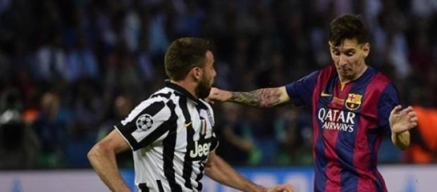 Messi con esta copa, ya lleva ganadas 25 trofeos. Messi con esta copa, ya lleva ganadas 25 trofeos.