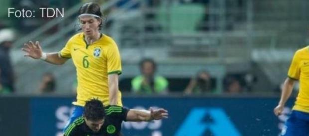 México cae dos a cero frente a Brasil México cae dos a cero frente a Brasil