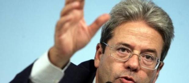 Ministro italiano degli esteri Ministro italiano degli esteri
