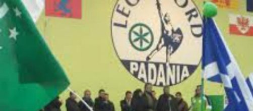 Maroni: basta migranti in Lombardia