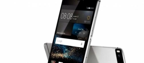 Un'immagine dello smartphone Huawei P8