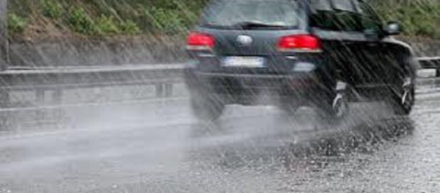 Allerta maltempo Calabria e Sicilia 28 settembre Allerta maltempo Calabria e Sicilia 28 settembre