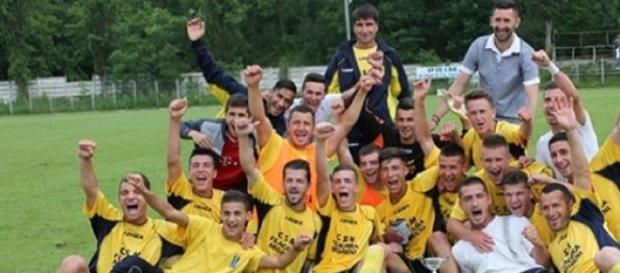 Flacăra Moreni a câştigat din nou faza judeţeană Flacăra Moreni a câştigat din nou faza judeţeană