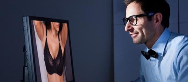 Google angajează inspector de poze porno Google angajează inspector de poze porno