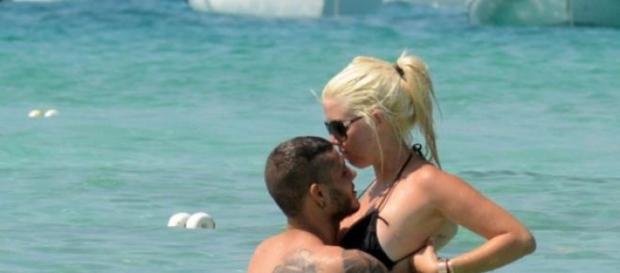 La isla siniestra de Maxi: Wanda, Icardi y 5 críos La isla siniestra de Maxi: Wanda, Icardi y 5 críos