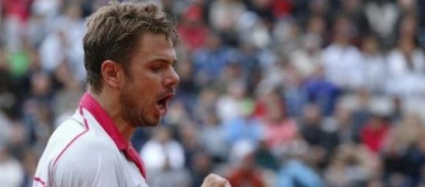 Wawrinka comemora vitória contra Simon nas oitavas Wawrinka comemora vitória contra Simon nas oitavas