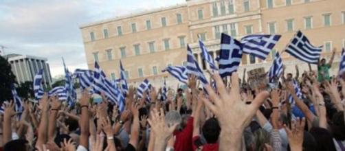 Manifestanti pro Euro ad Atene
