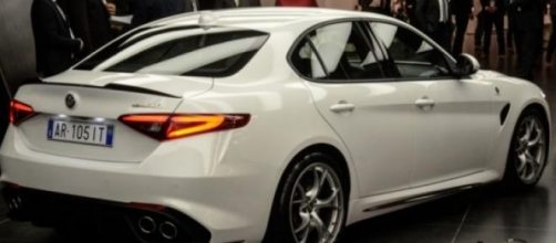 Alfa Romeo Giulia: i fan si scatenano 