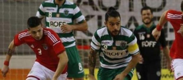 Benfica e Sporting em animada disputa Benfica e Sporting em animada disputa